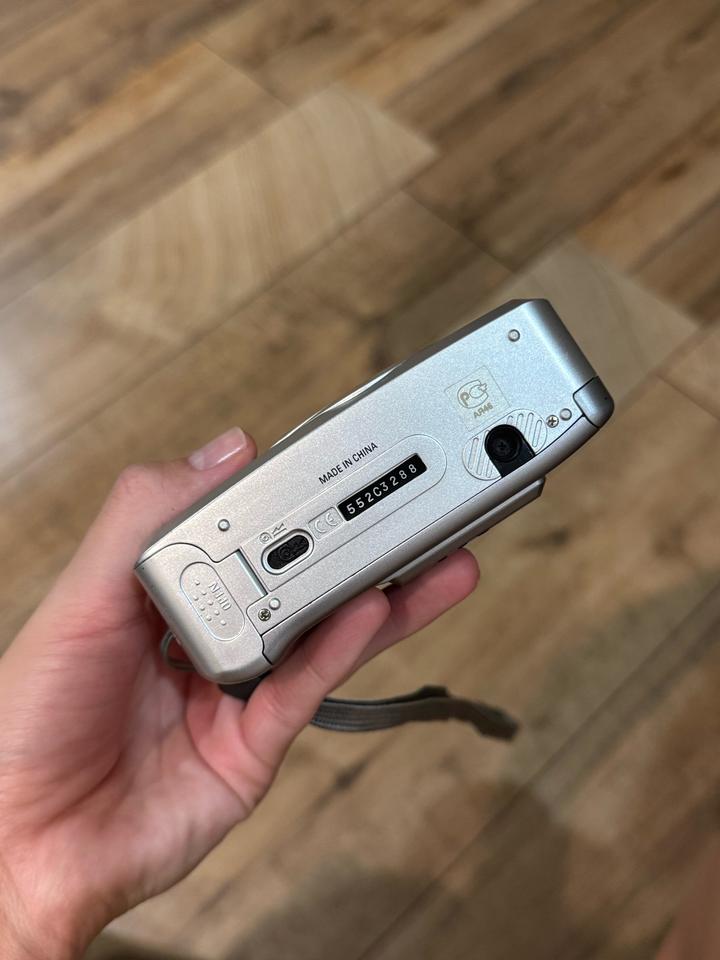 Samsung Fino 15DLX Quartz Date плёночный фотоаппарат