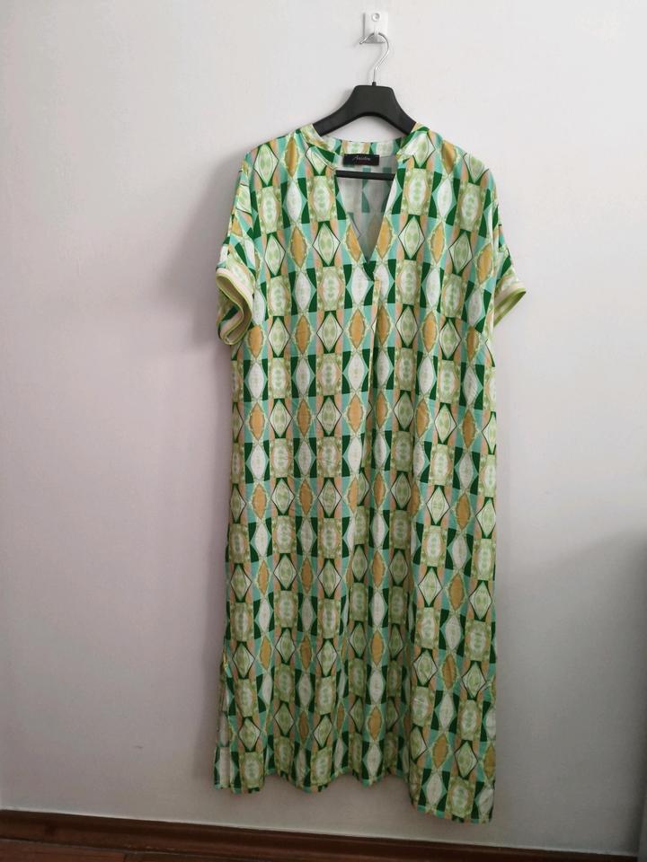 Вискозное платье немецкого бренда Aniston