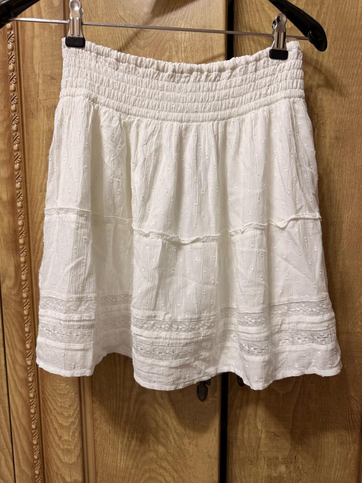Белая юбка Hollister