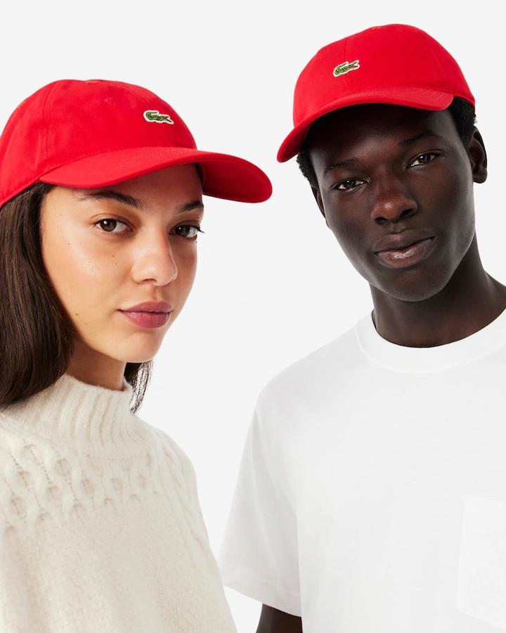 кепка от Lacoste