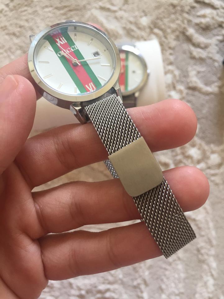 Часы Gucci парные( для него и для нее)
