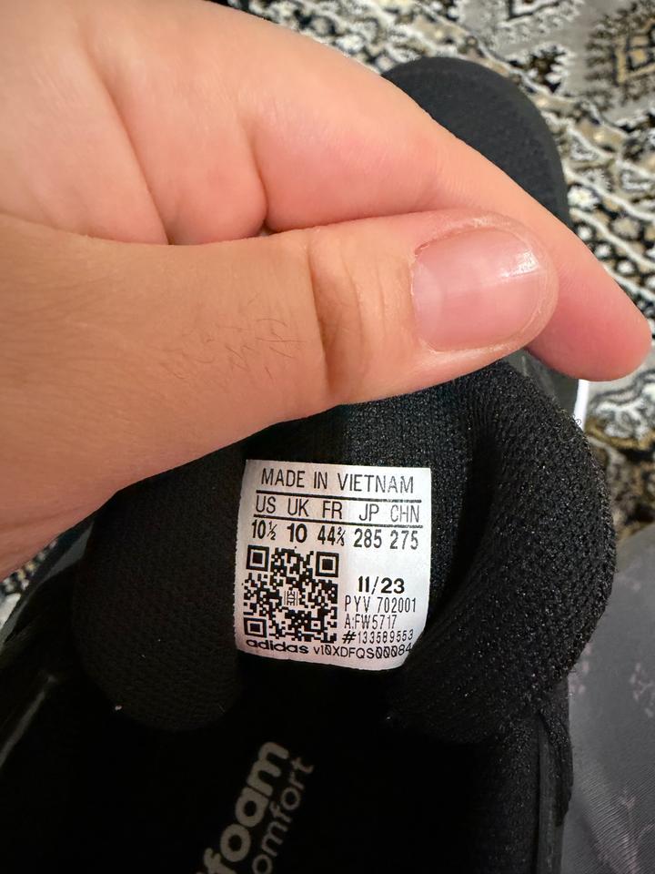 Adidas муж кроссы