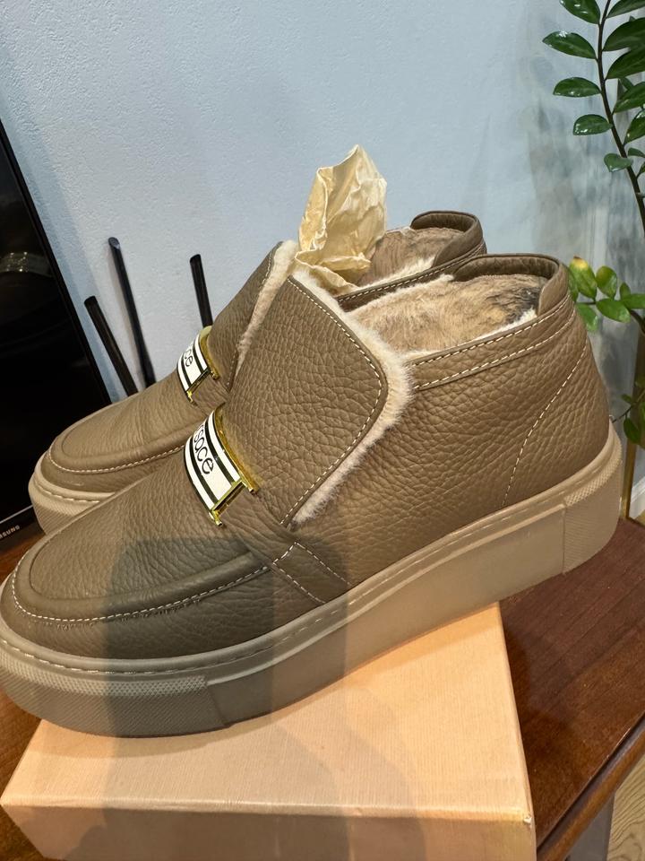 Продам зимние лоферы