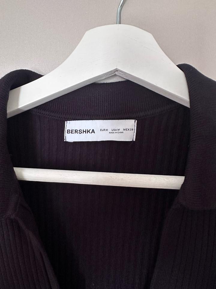 Платье Bershka