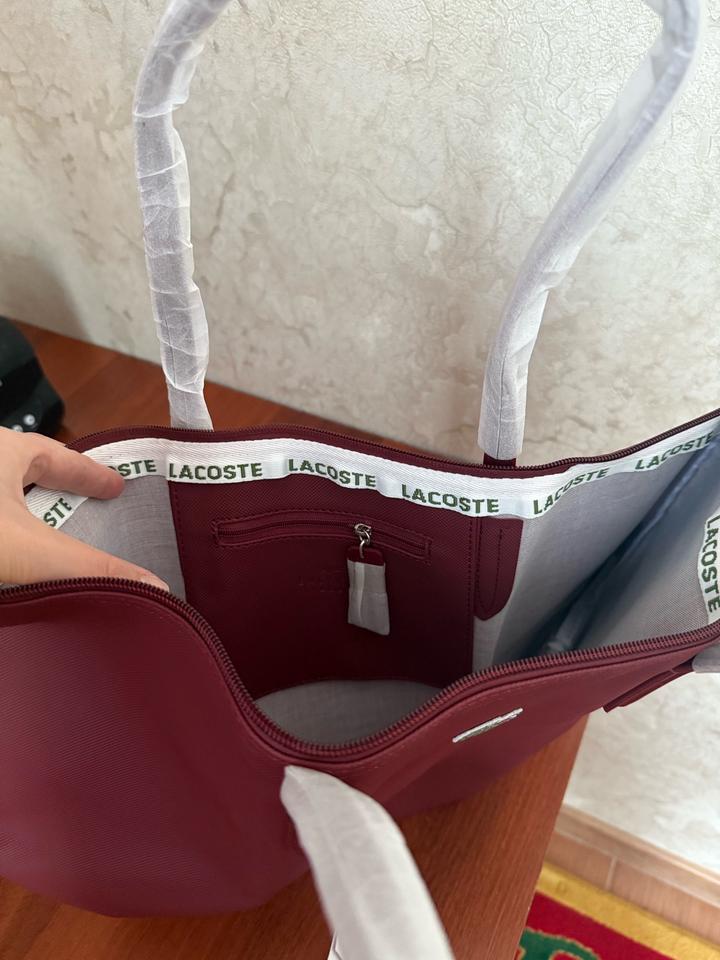 Новая сумка Lacoste
