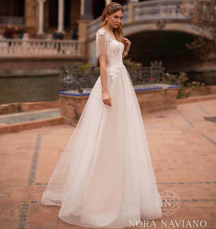 Свадебное платье от NORA NAVIANO