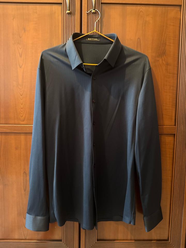 Приталенная рубашка