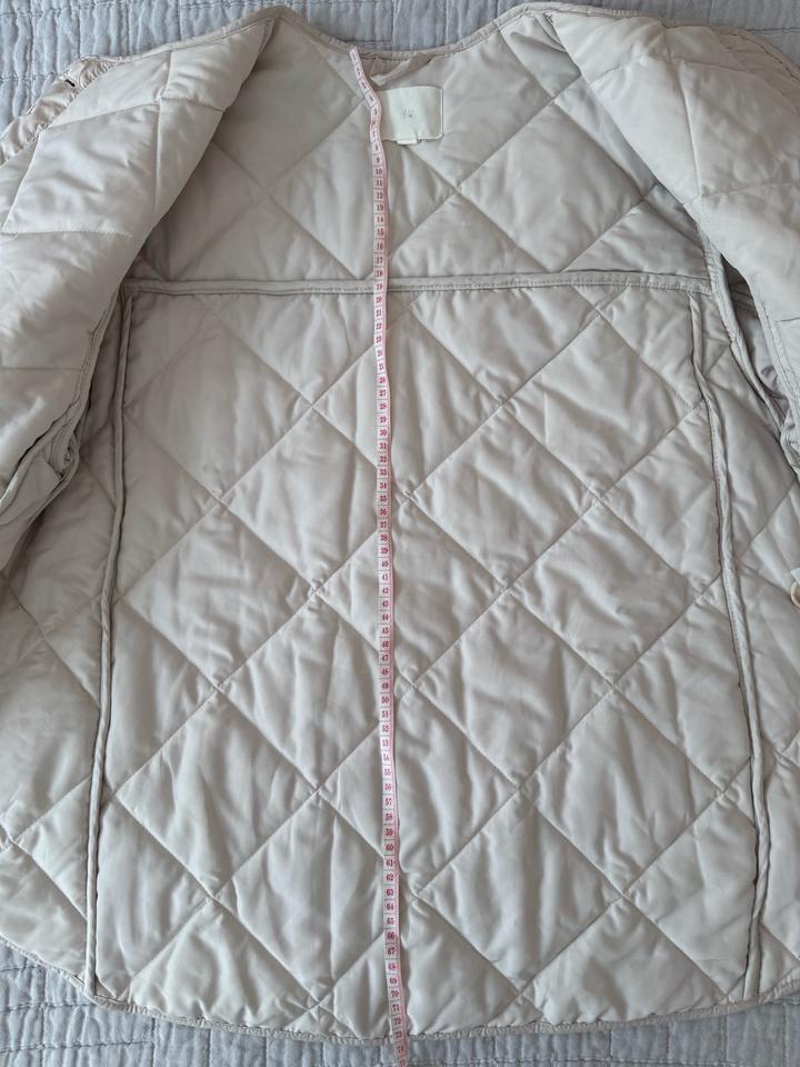 Белая куртка H&M