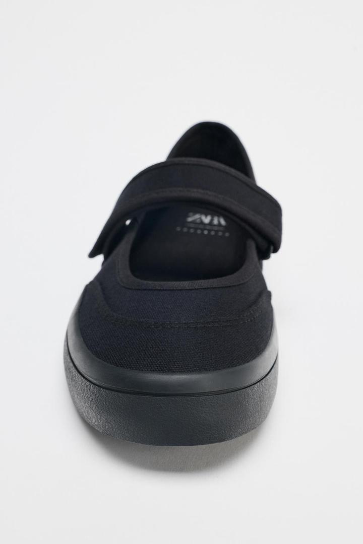 Текстильные балетки с ремешком