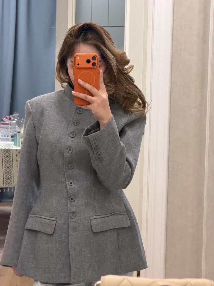 Пиджак новый Loro