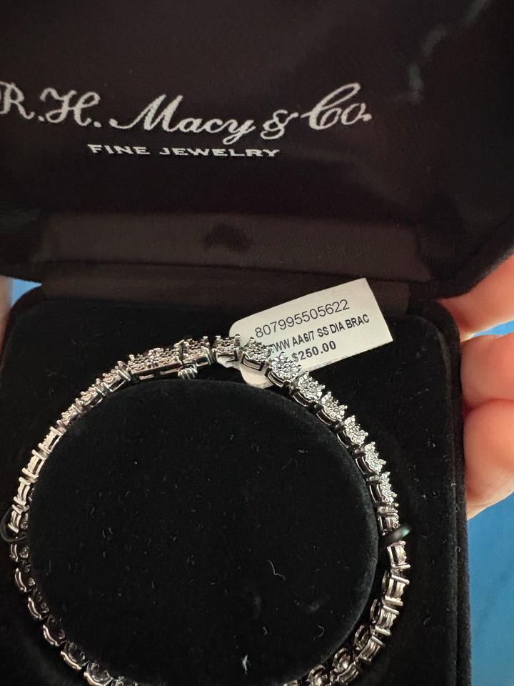 Браслет R. H. Macy & Co