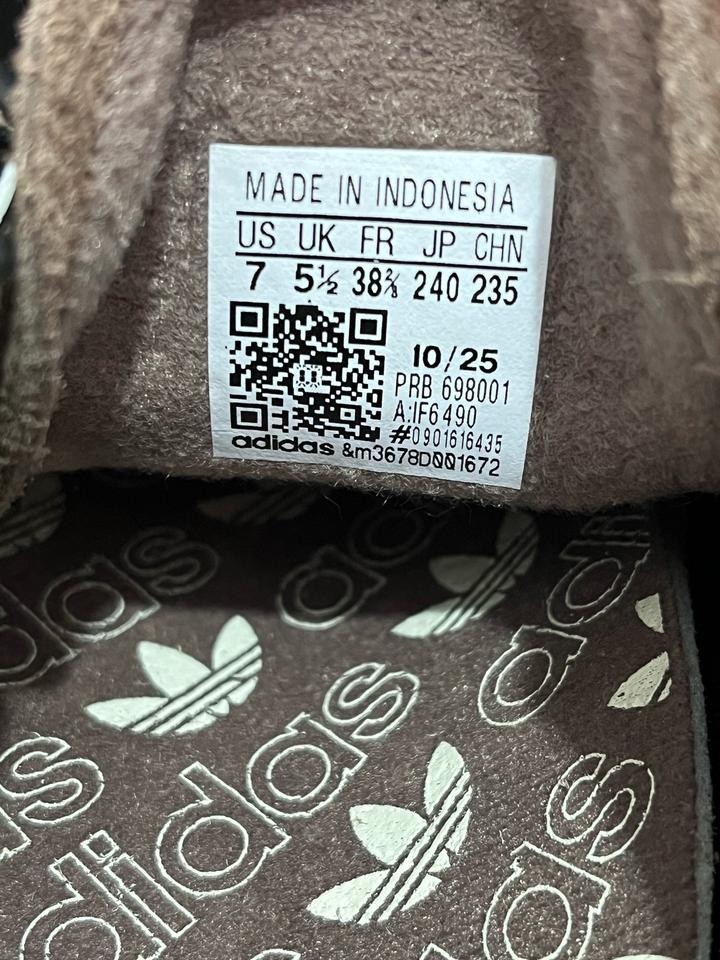 Кроссовки adidas spezial