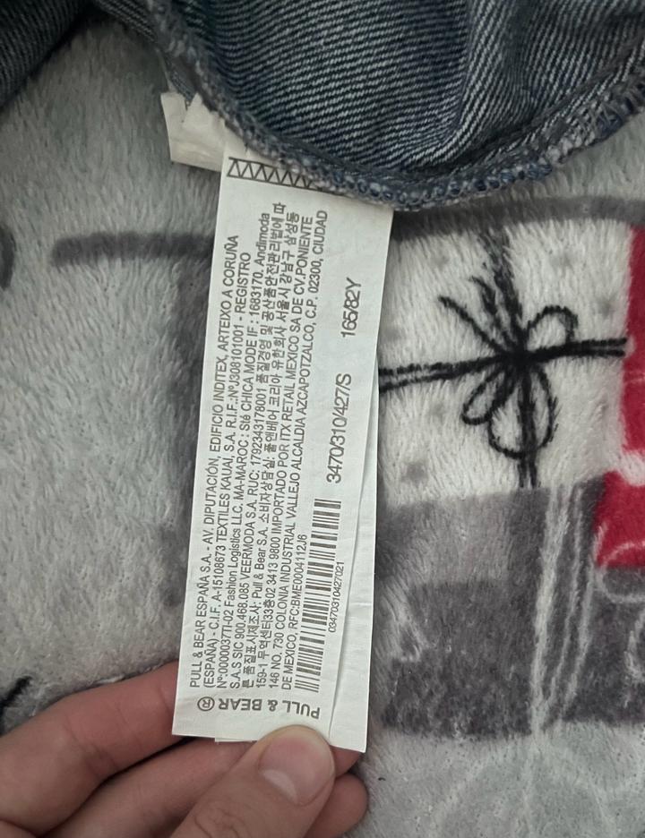 Темно синяя джинсовка Pull and Bear