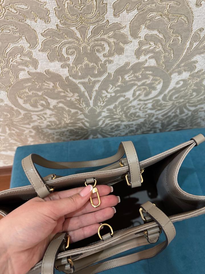 Сумка тоут под ЛВ