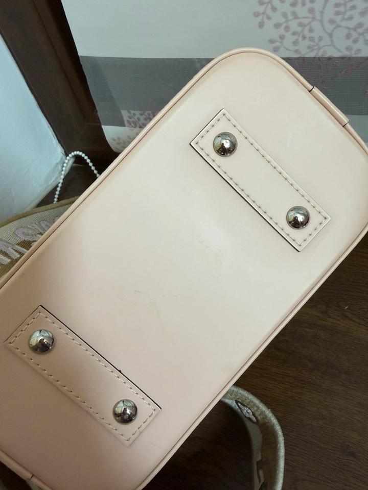 Розовое сумка Louis Vuitton