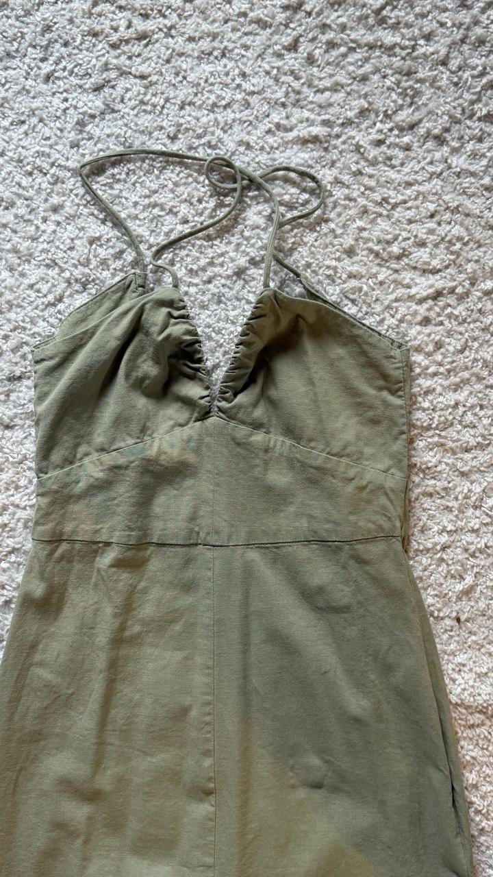 Платье Zara светло-зеленое