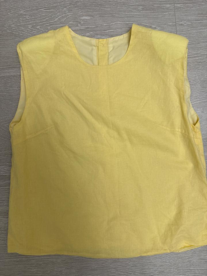 Льняная двойка в красивом желтом оттенке