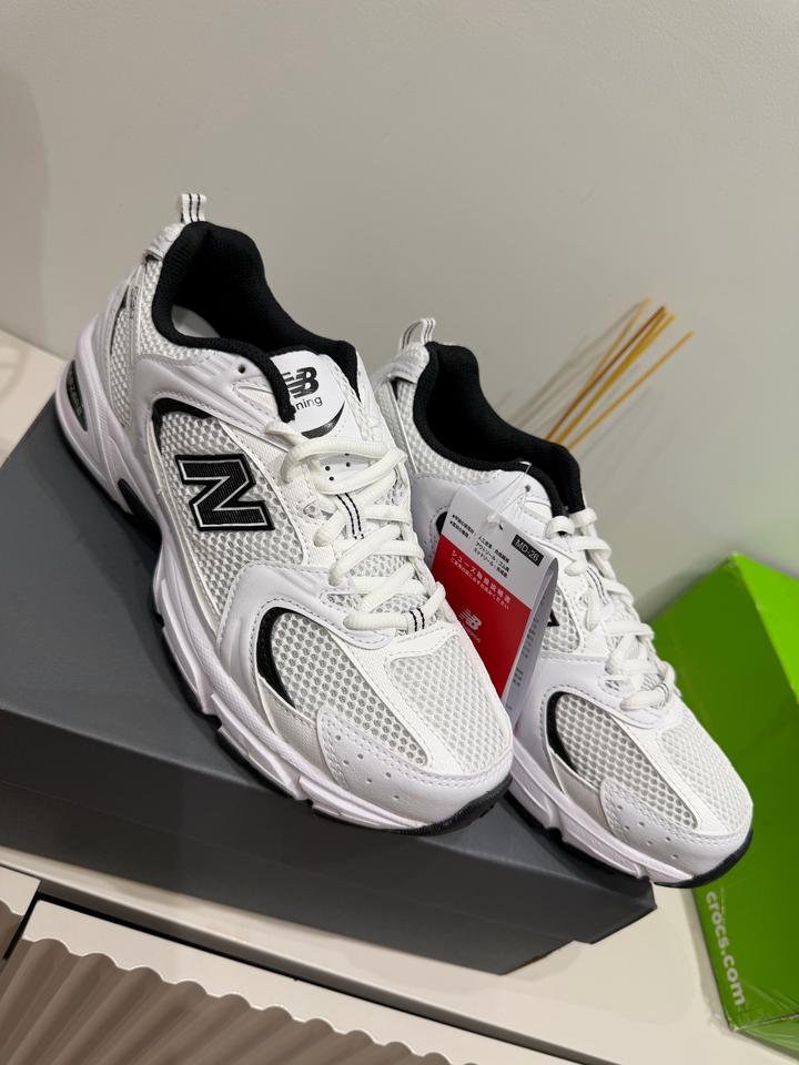 Кроссовки new balance