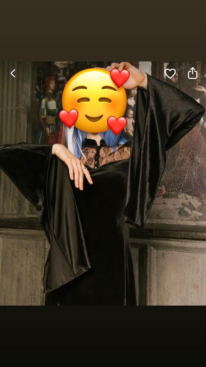 Дизайнерское бархатное платье