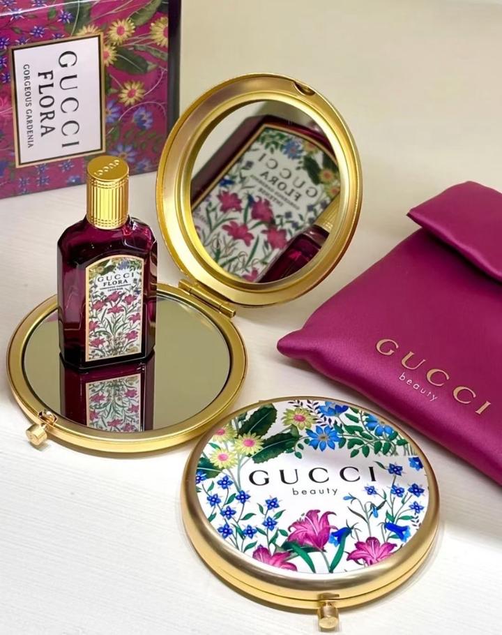 Зеркало Gucci Beaute