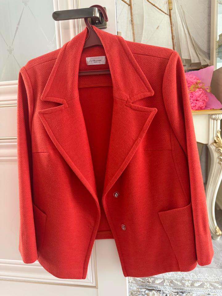 Пальто весеннее