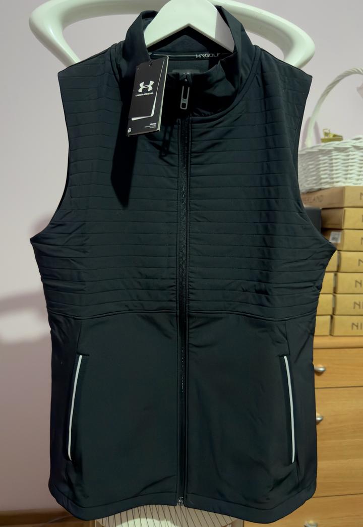 Спортивный жилет Under Armour Storm Golf. Оригинал