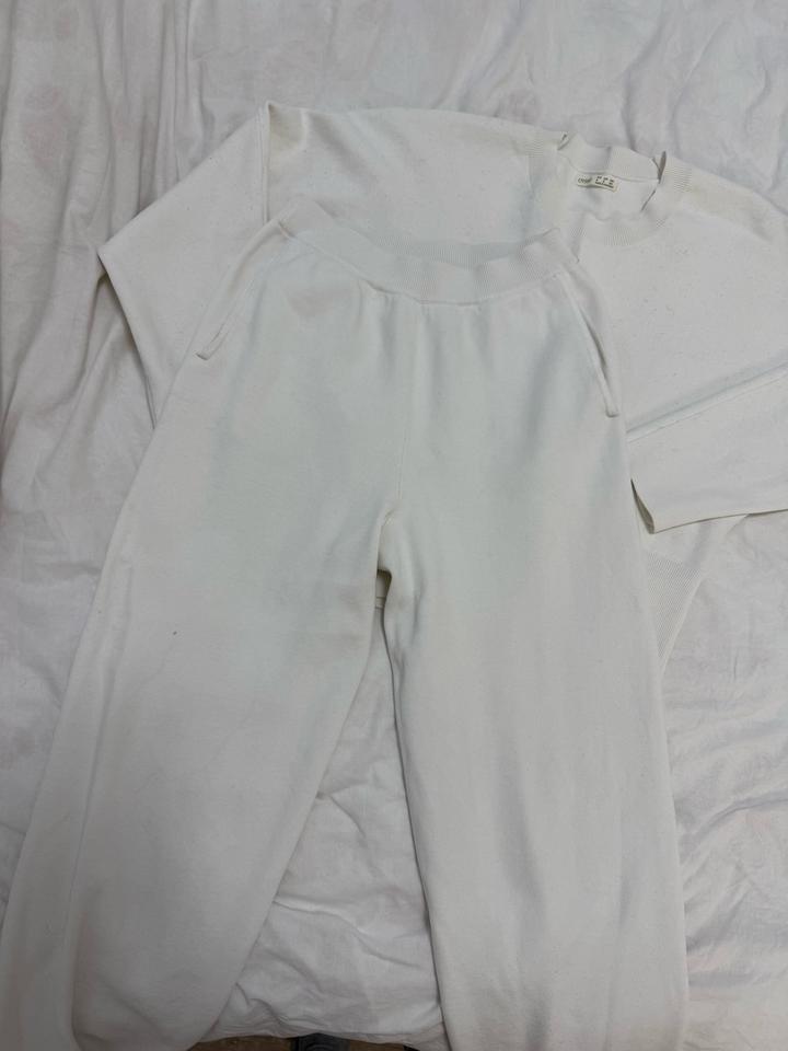 Трикотажный комплект от oysho