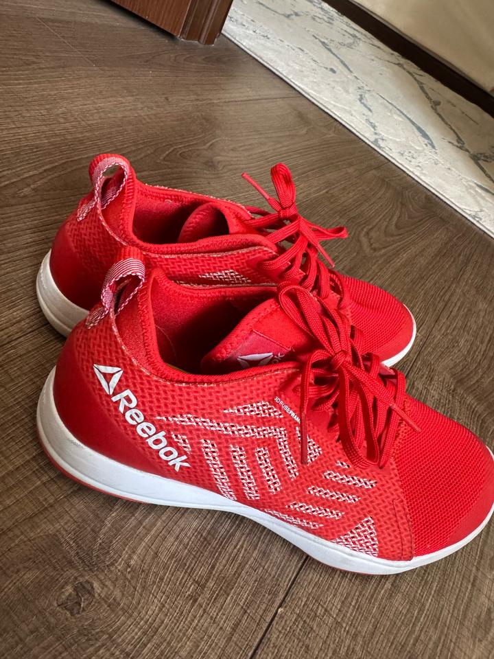 Reebok кроссовки
