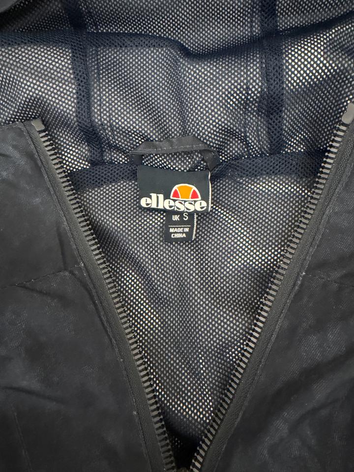 Анорак ellesse
