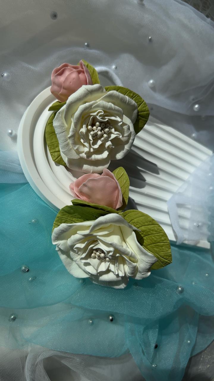 Пара резинок для волос