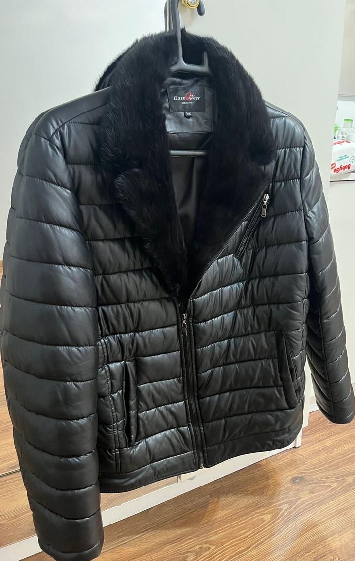 Дубленка воротник норковый.одевали только на той