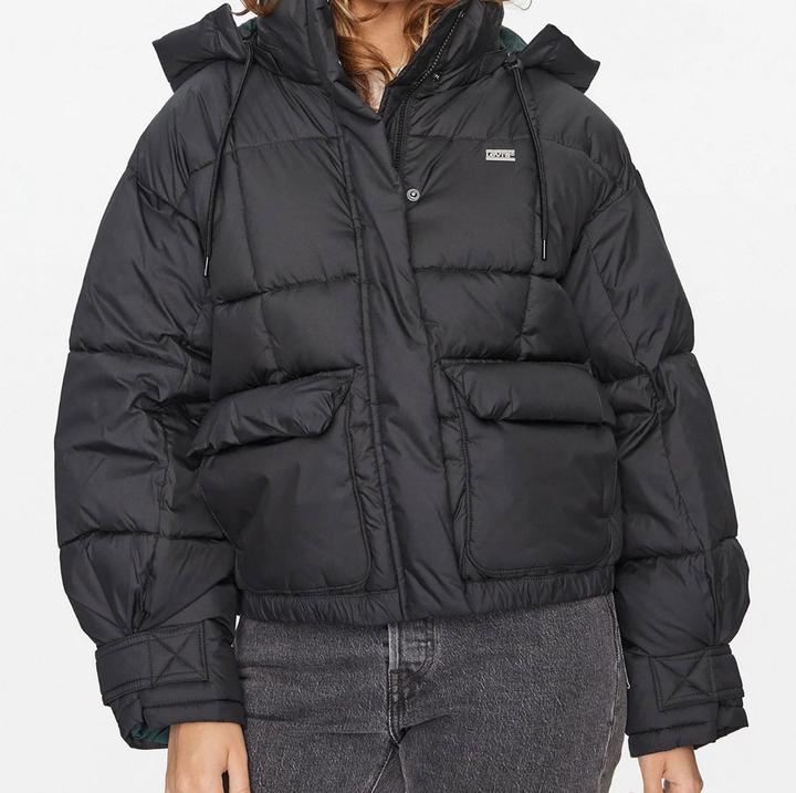 Черная куртка Levi’s