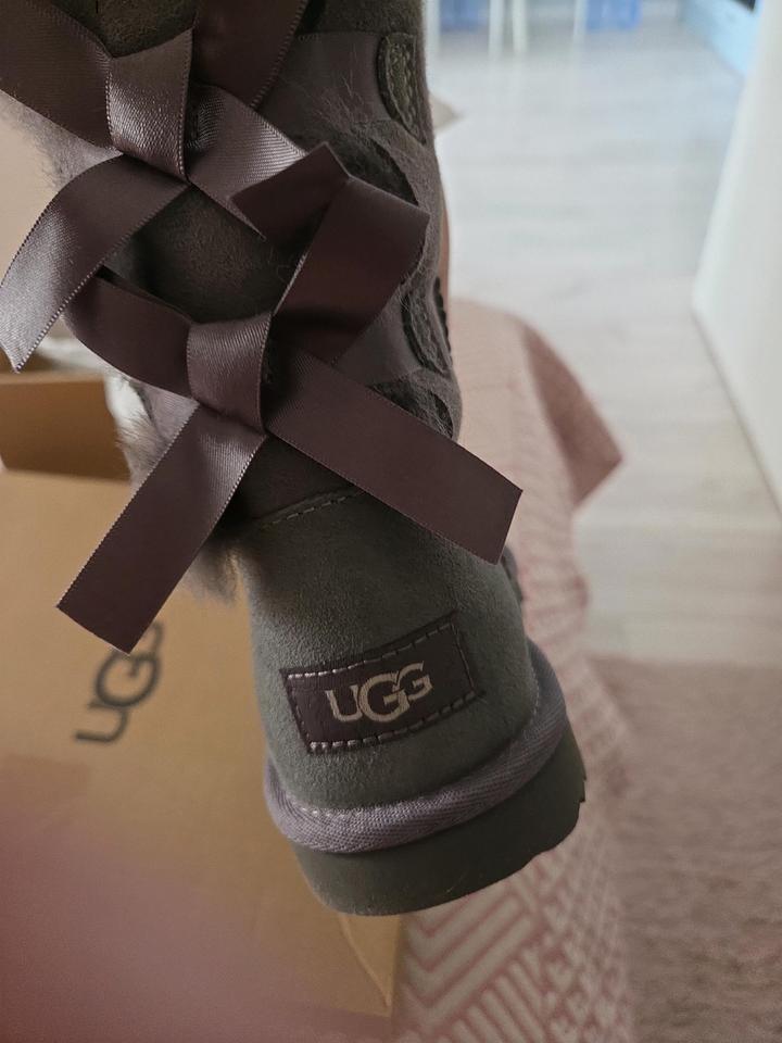 UGG Bailey Bow