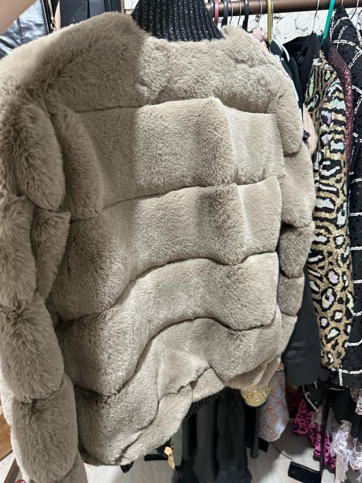 шубка на весну-осень