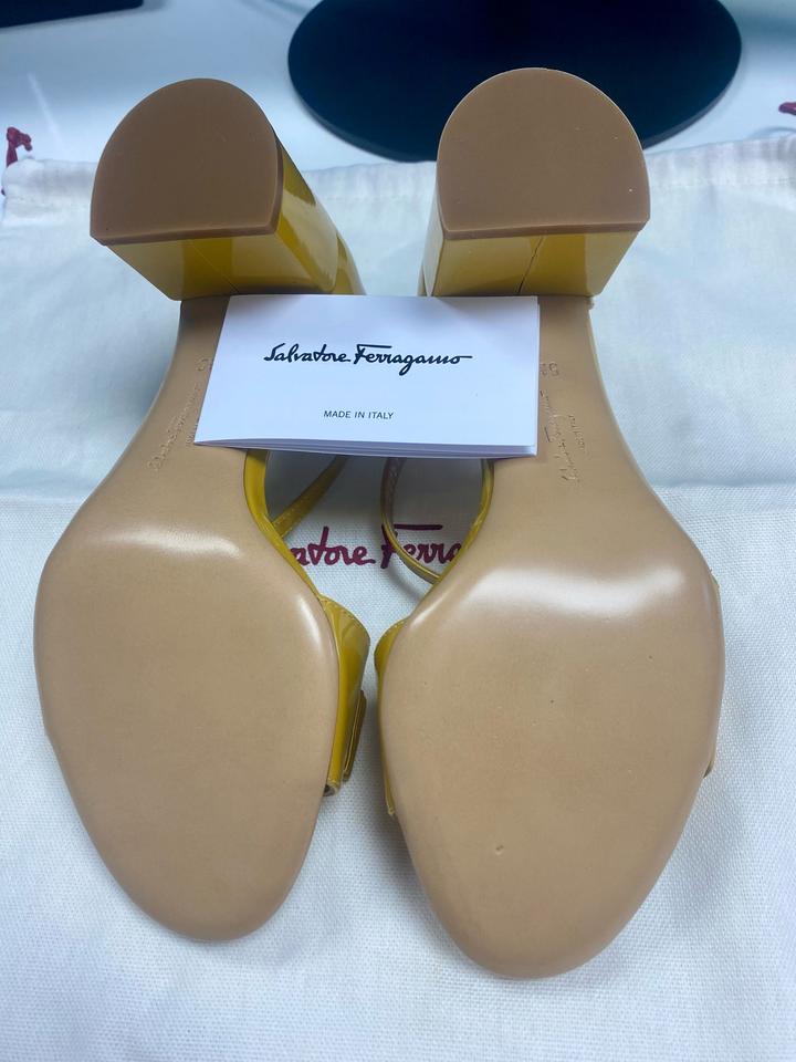 Босоножки Salvatore Ferragamo (состояние новые)