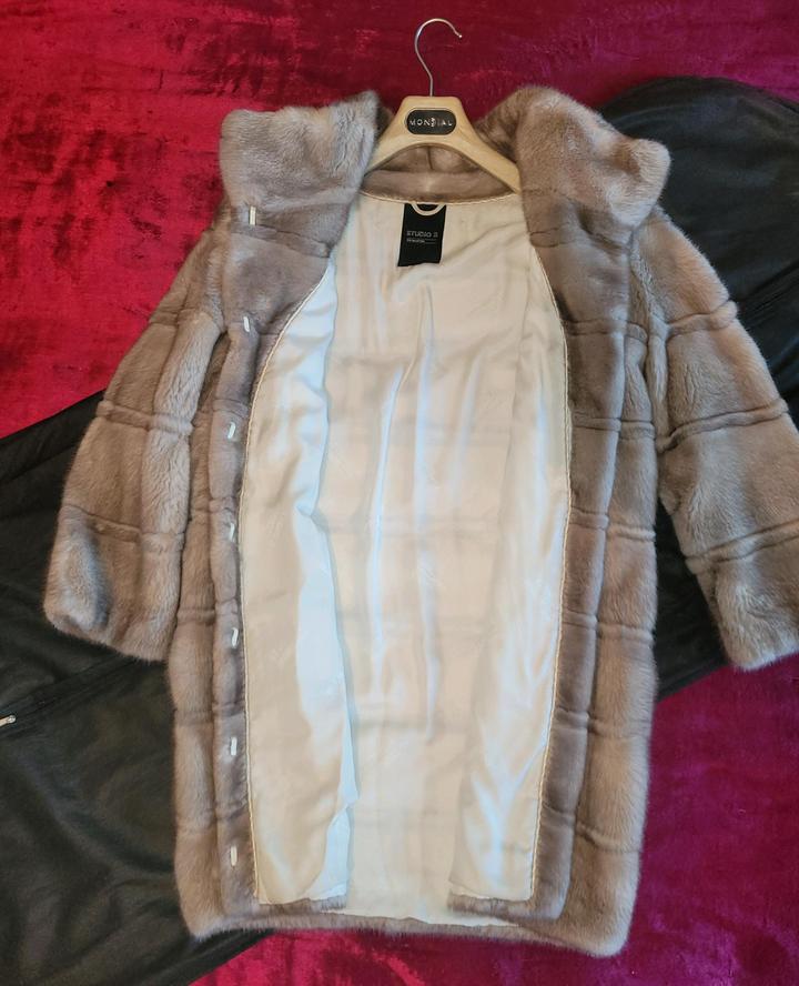 Норковая шуба Mondial, оригинал.