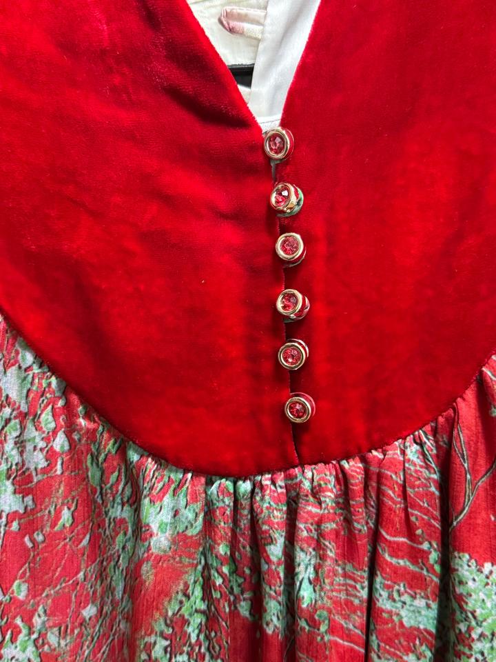 Платье от March