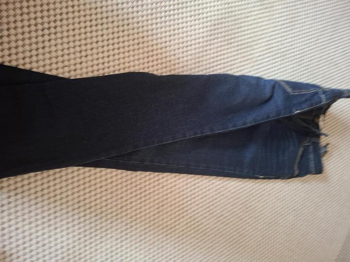 Джинсы Zara