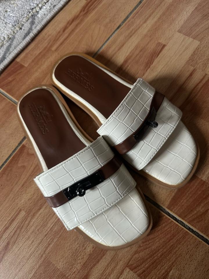 Шлепанцы Hermes