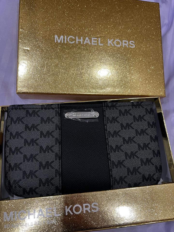 Сумка на пояс новая MK