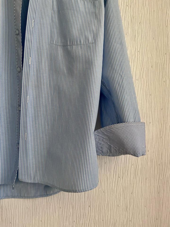 Винтажная голубая рубашка в полоску с манжетами и деталями в клетку