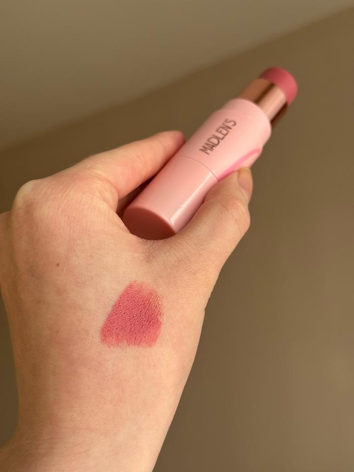 Румяна Madlen’s Glow Bubble Colour