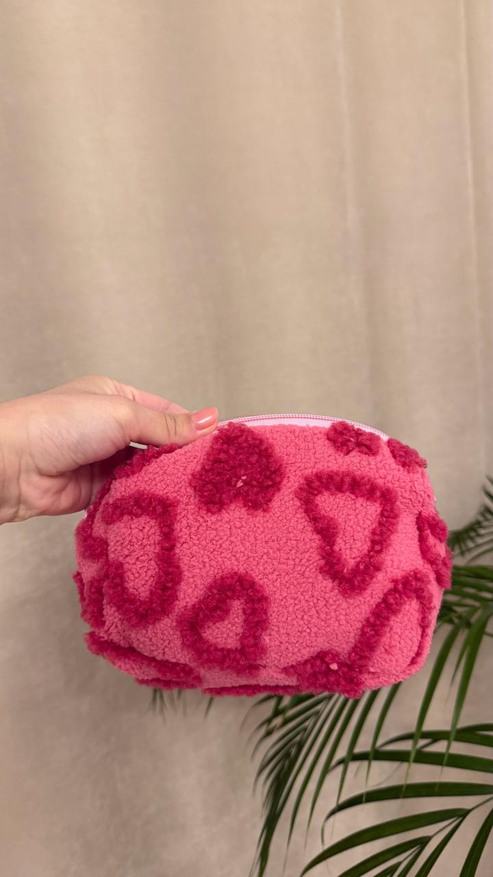 Новая косметичка яркая и мягкая