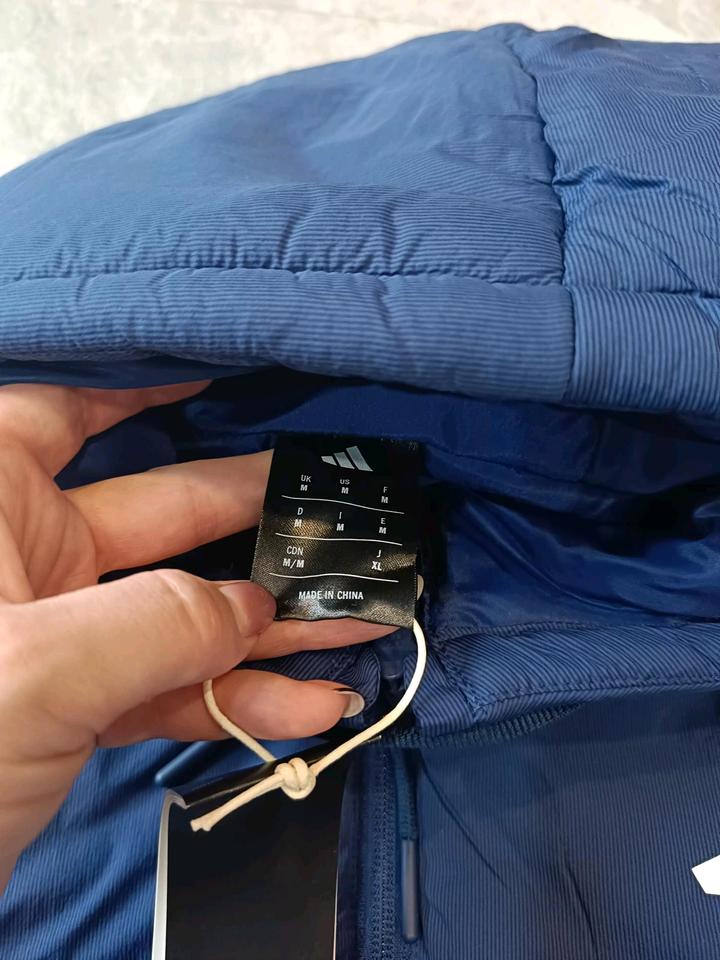 Пуховик Adidas Essentials Climawarm