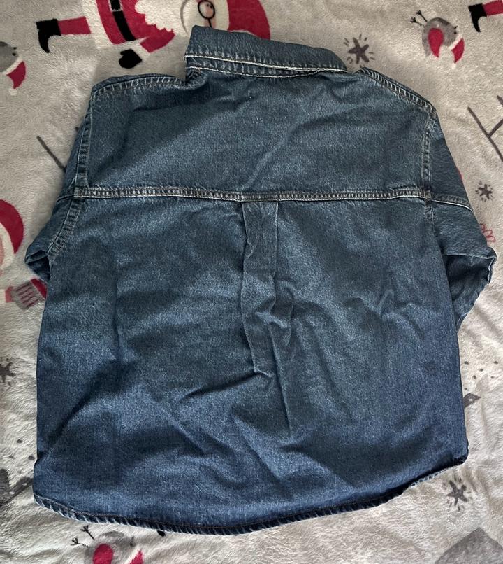 Темно синяя джинсовка Pull and Bear