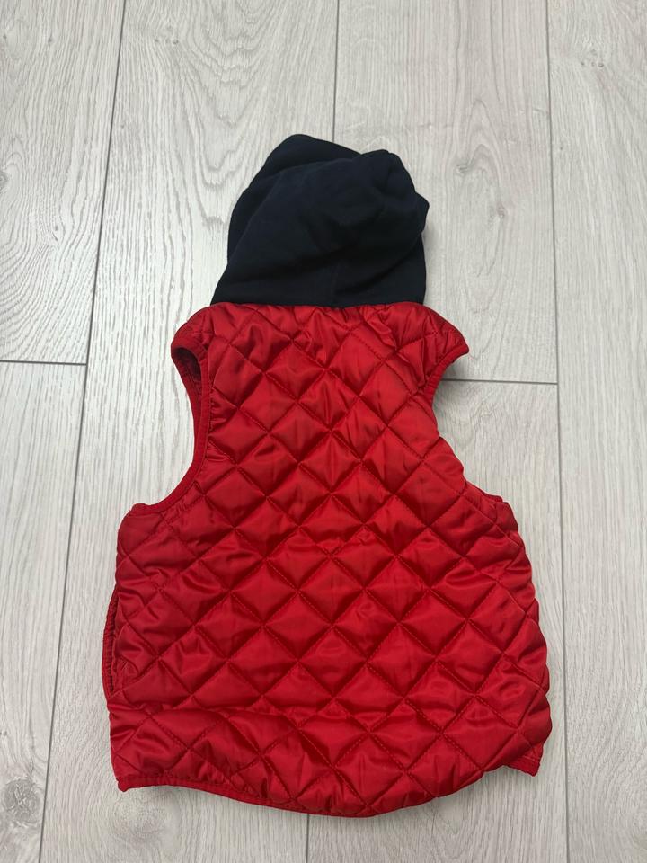 Детская жилетка