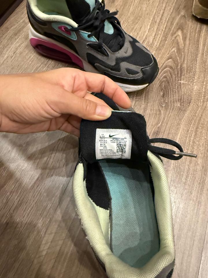 Кроссовки Nike