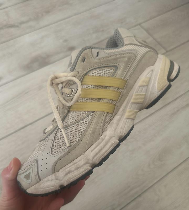 Adidas Response CL