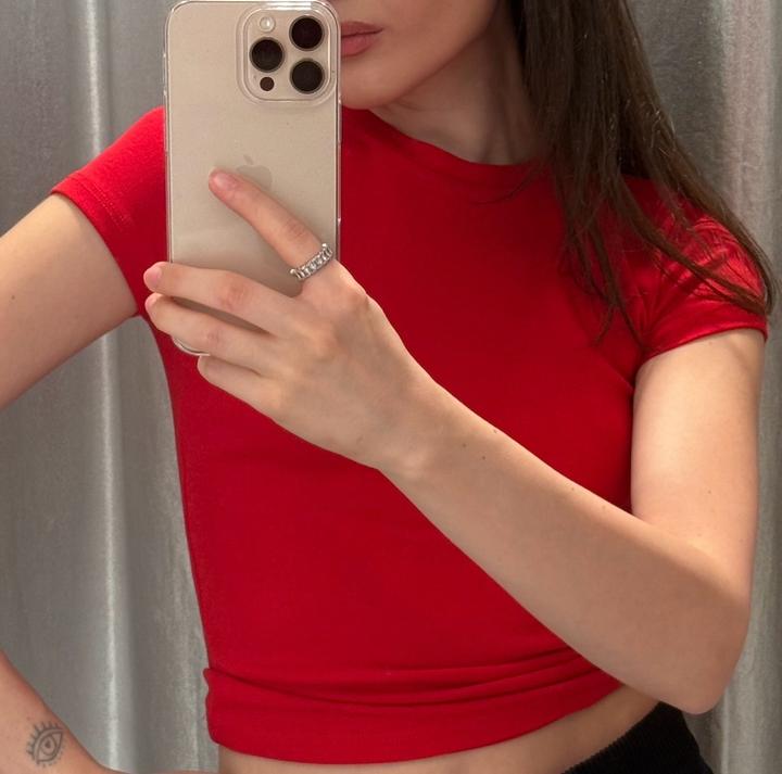 Футболка BERSHKA