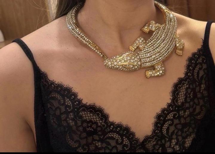 Колье ZARA новое